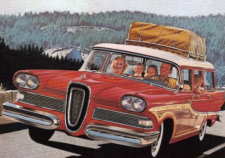 50s-station-wagon-family-road-trip