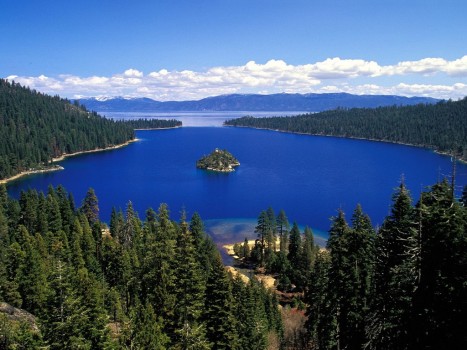 Emerald-Bay-Lake-Tahoe